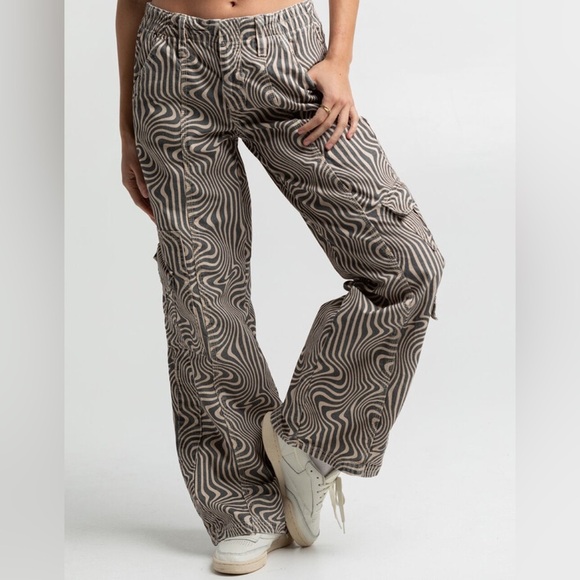 Urban Outfitters Brown Swirl Wide Leg Pants - Picture 11 of 12